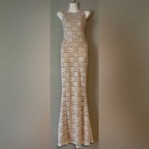 NWT White Lace with Nude Underlay Baltic Born Gown- Size M